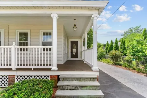 11 Taft Street Coventry RI 02816