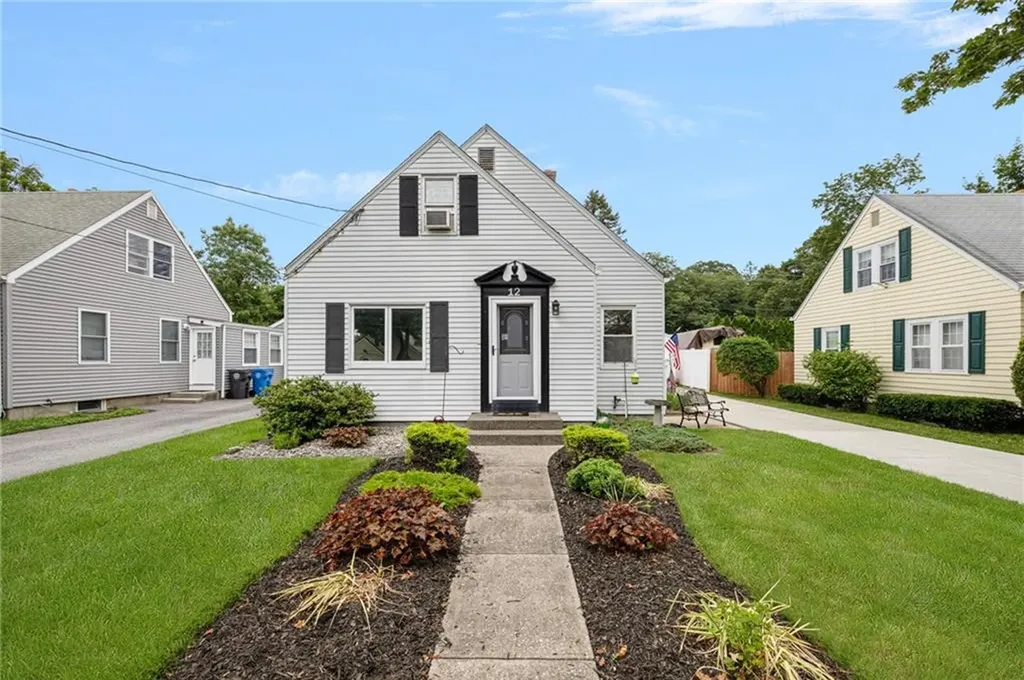 12 Hagen Avenue Cranston RI 02920