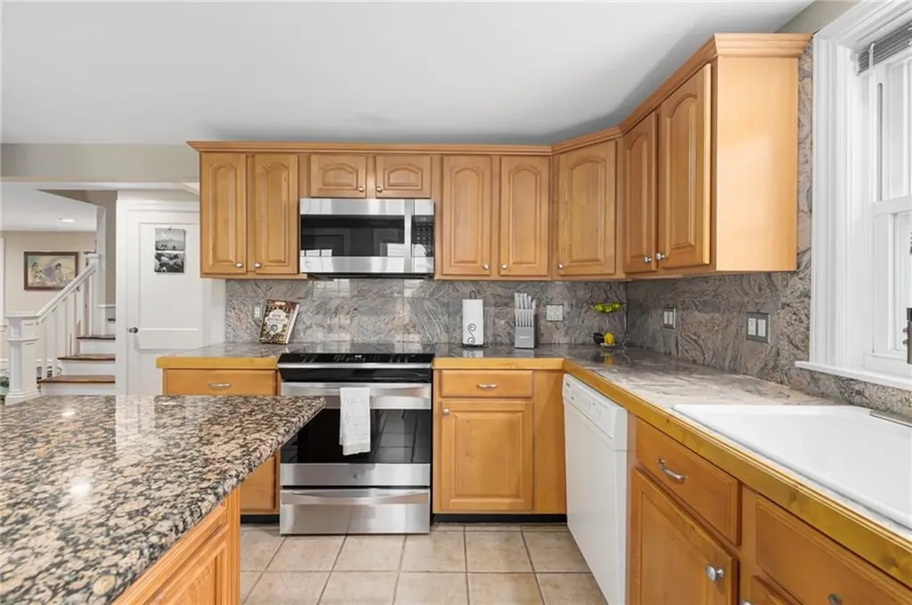 12 Hagen Avenue Cranston RI 02920