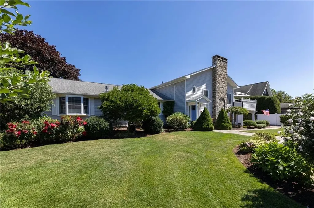 16 Central Street Charlestown RI 02813