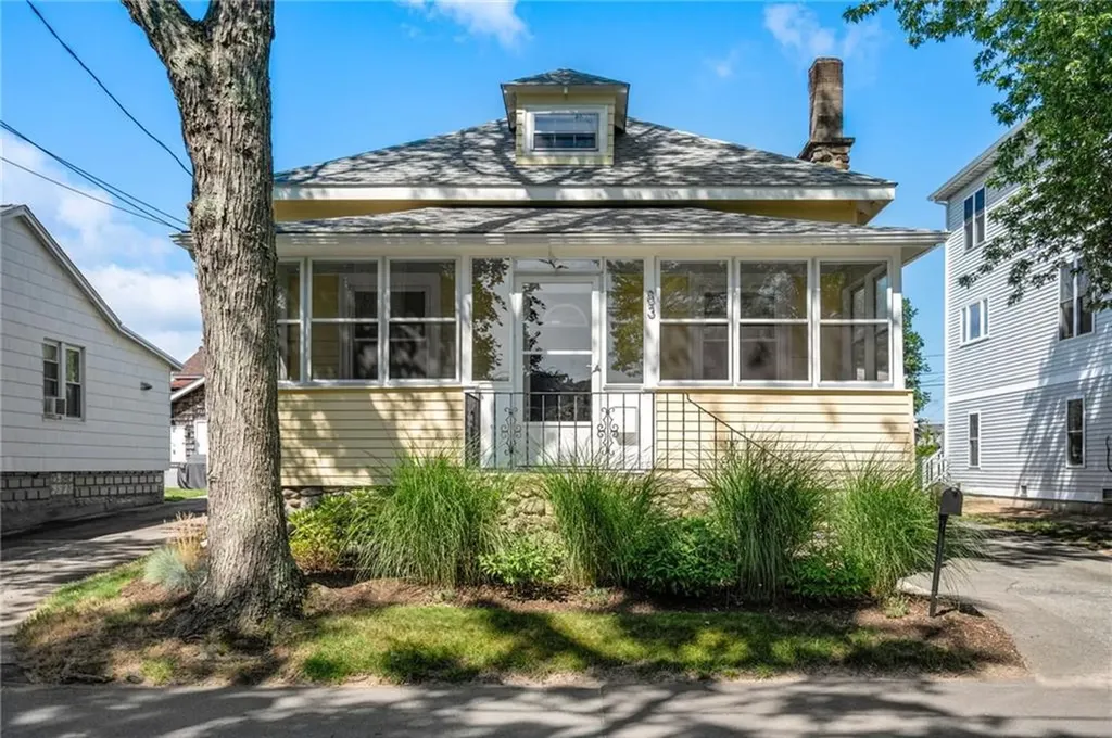 83 Spring Avenue Barrington RI 02806