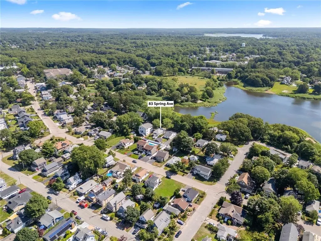 83 Spring Avenue Barrington RI 02806