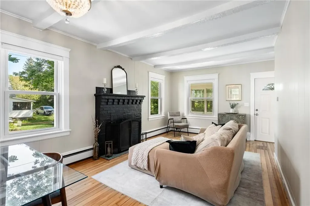 83 Spring Avenue Barrington RI 02806