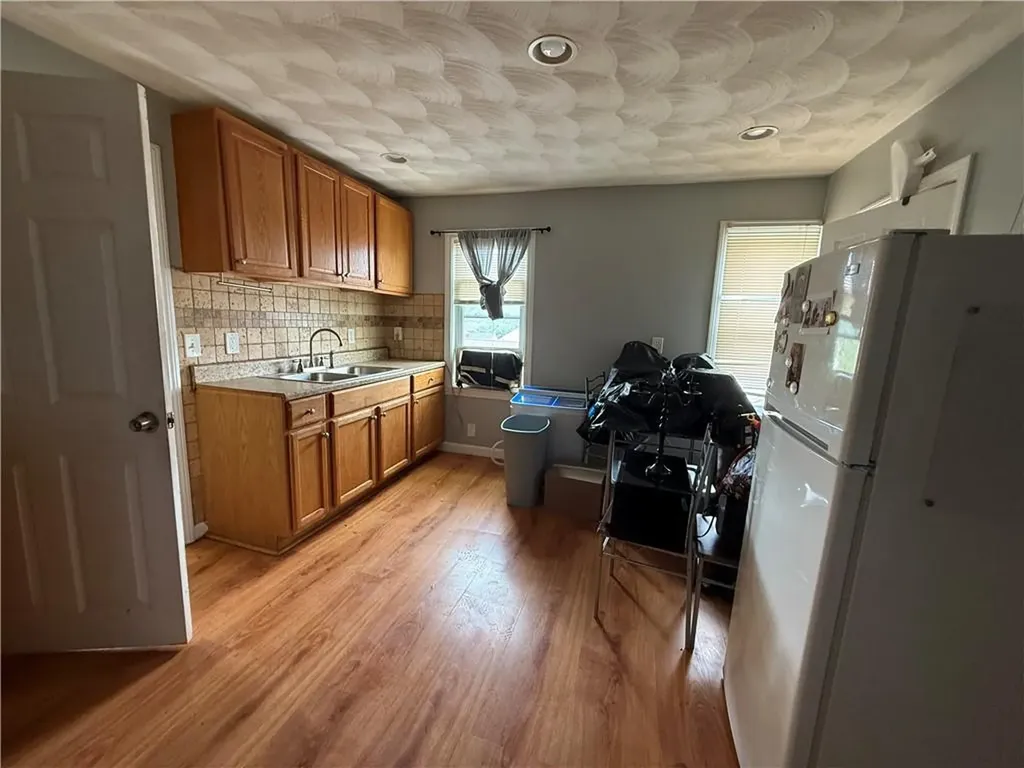 141 Pomona Avenue Providence RI 02908