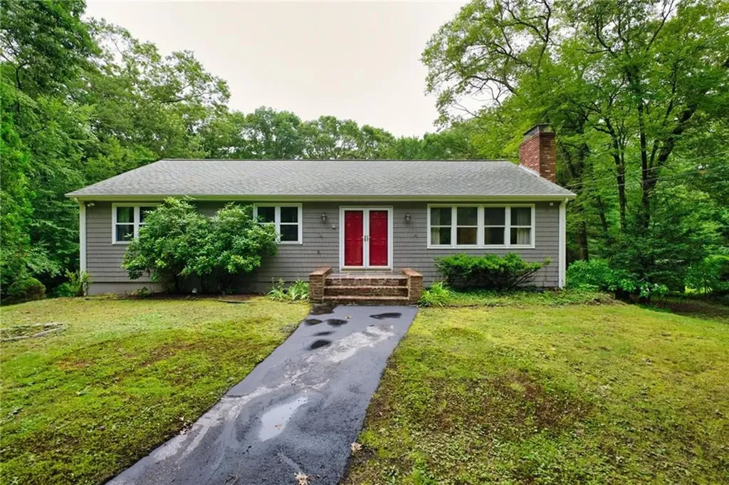 172 Ridge Road Smithfield RI 02917