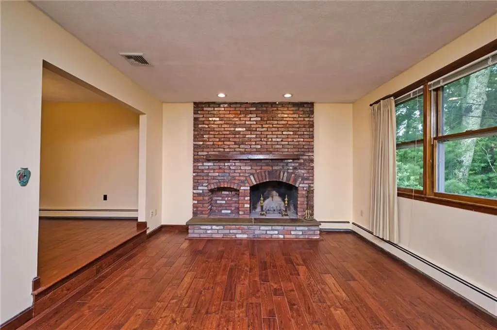 172 Ridge Road Smithfield RI 02917