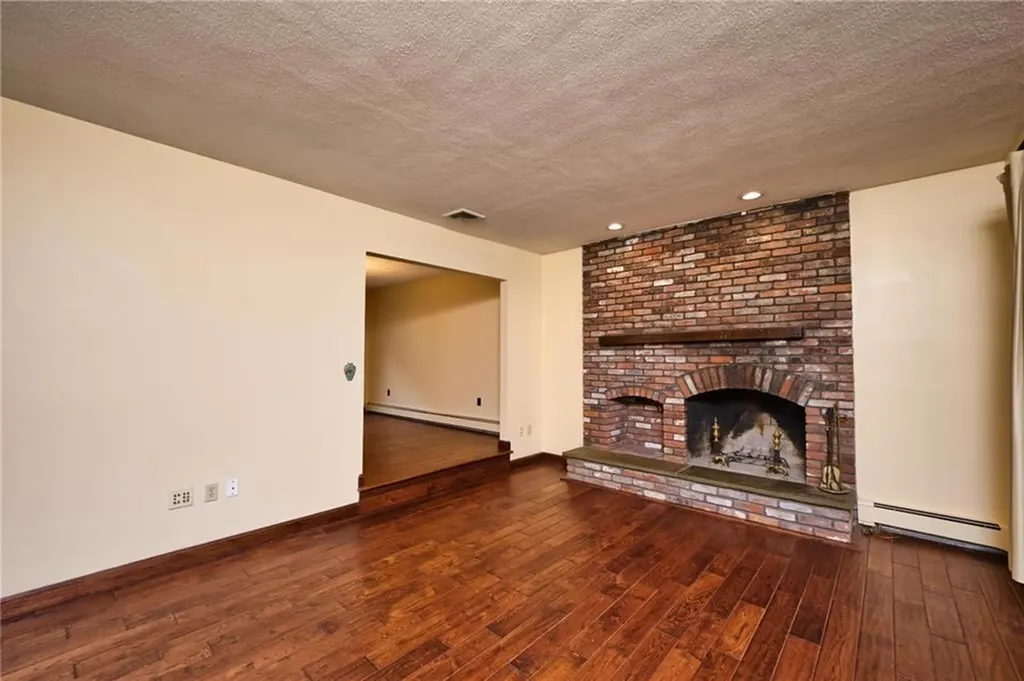 172 Ridge Road Smithfield RI 02917