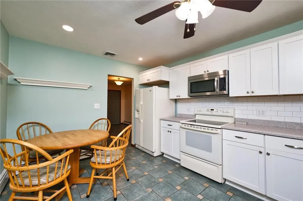 172 Ridge Road Smithfield RI 02917