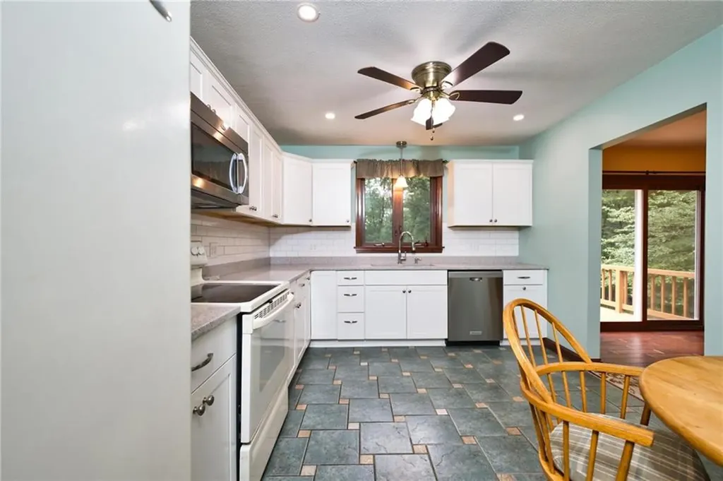 172 Ridge Road Smithfield RI 02917