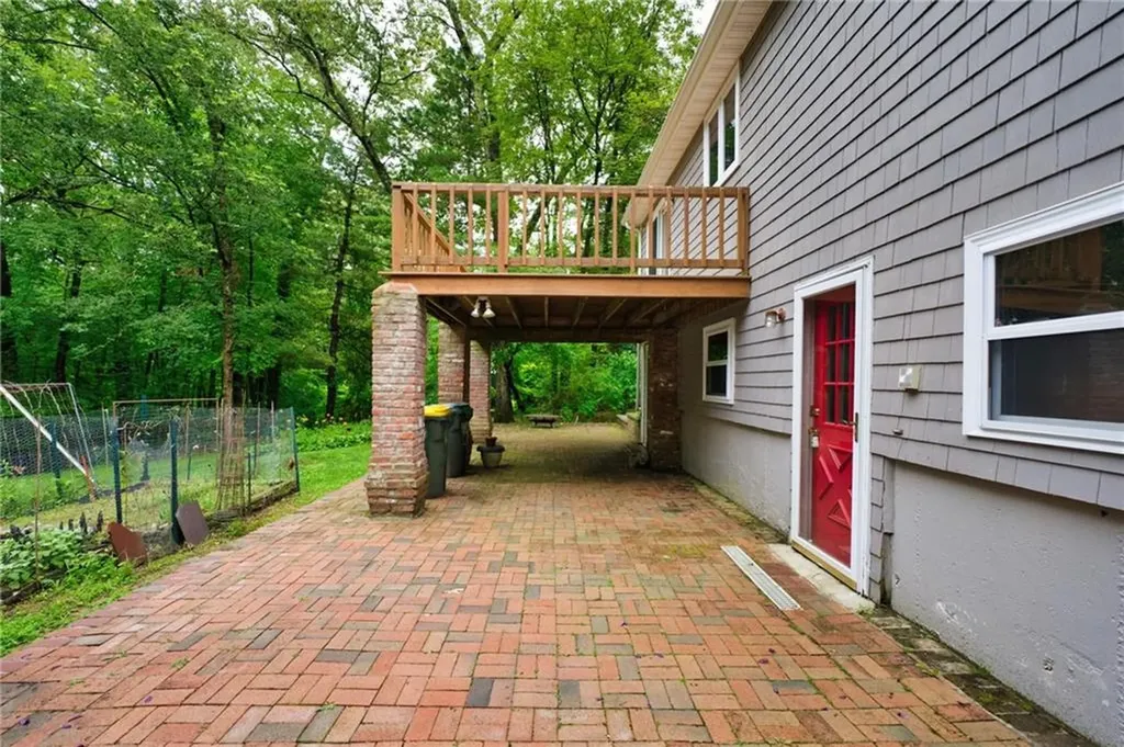 172 Ridge Road Smithfield RI 02917
