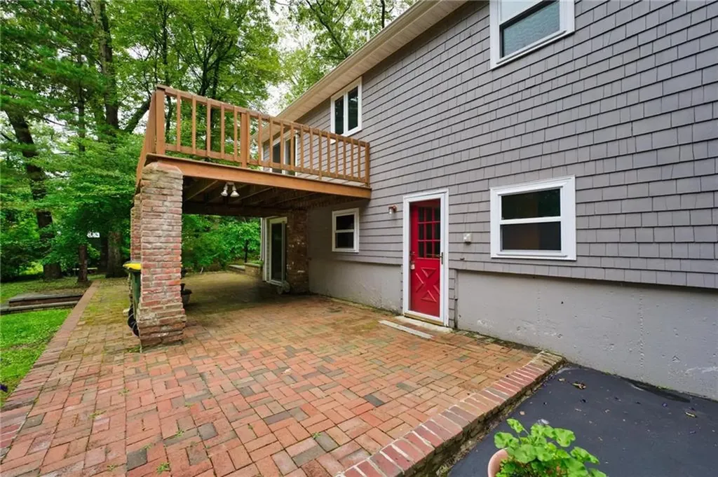 172 Ridge Road Smithfield RI 02917