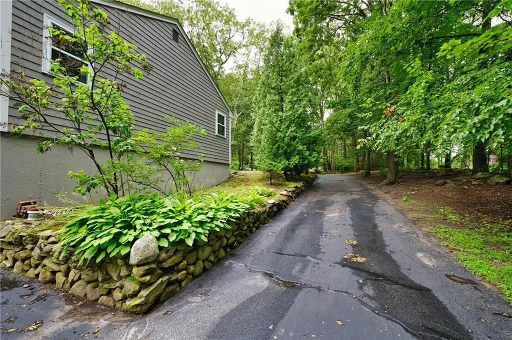 172 Ridge Road Smithfield RI 02917