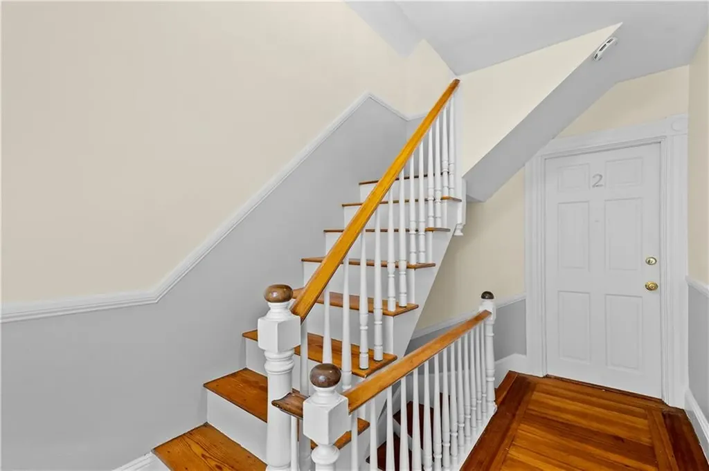 13 Dean Avenue Newport RI 02840