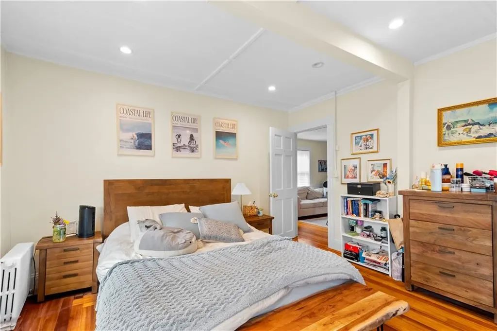 13 Dean Avenue Newport RI 02840