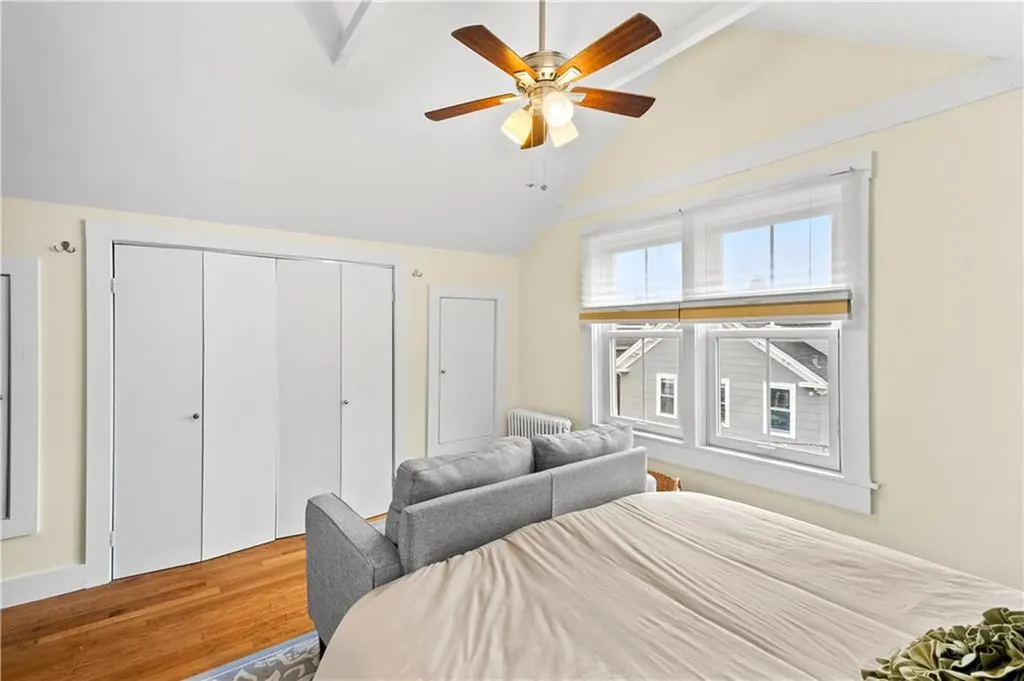 13 Dean Avenue Newport RI 02840