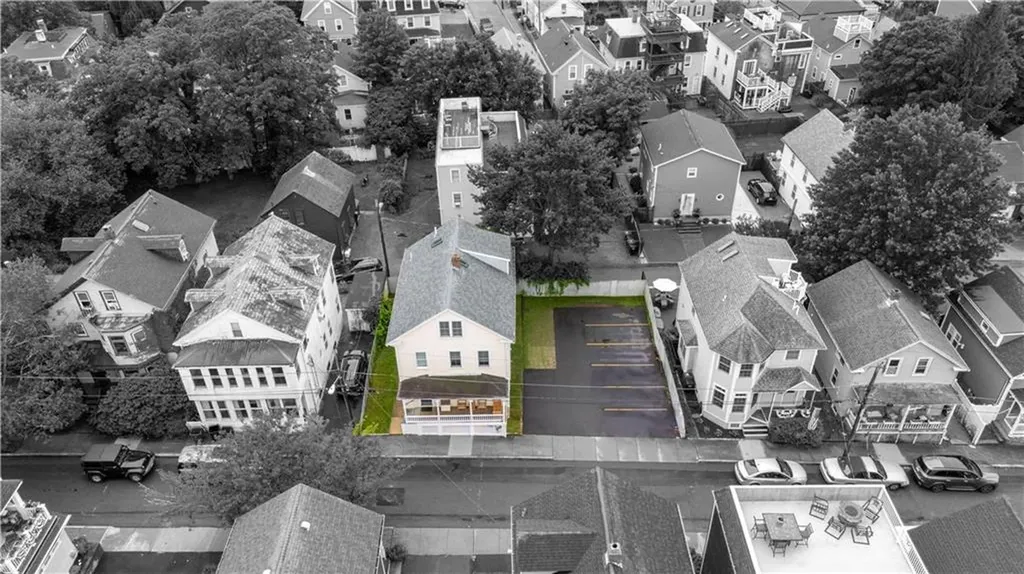 13 Dean Avenue Newport RI 02840