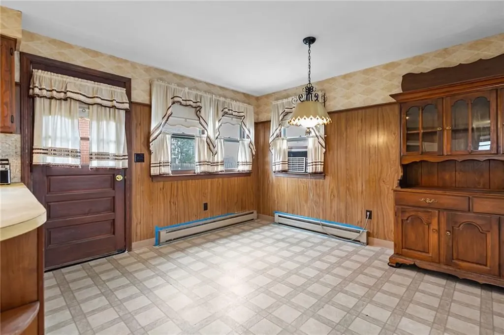 321 Beckwith Street Cranston RI 02910