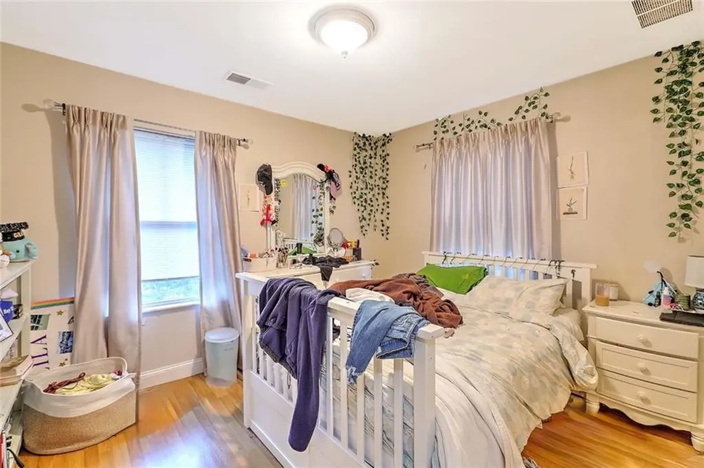 187 Washington Road Barrington RI 02806