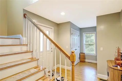 187 Washington Road Barrington RI 02806