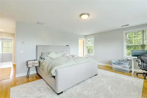187 Washington Road Barrington RI 02806