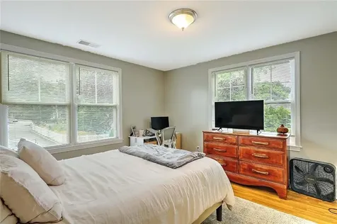 187 Washington Road Barrington RI 02806