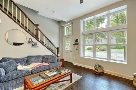 187 Washington Road Barrington RI 02806