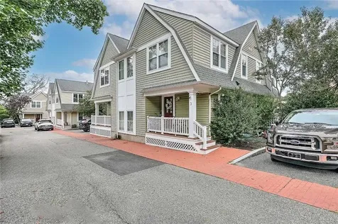 187 Washington Road Barrington RI 02806