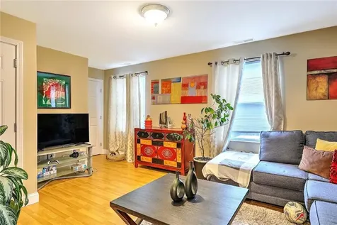 187 Washington Road Barrington RI 02806