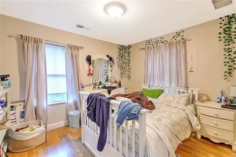 187 Washington Road Barrington RI 02806