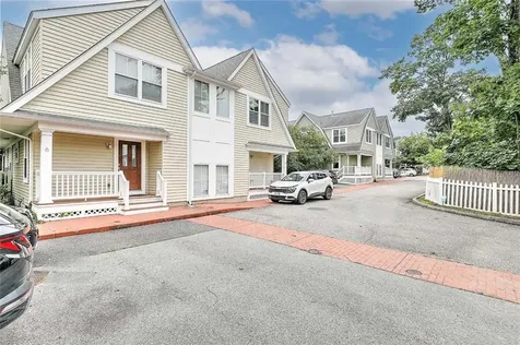 187 Washington Road Barrington RI 02806