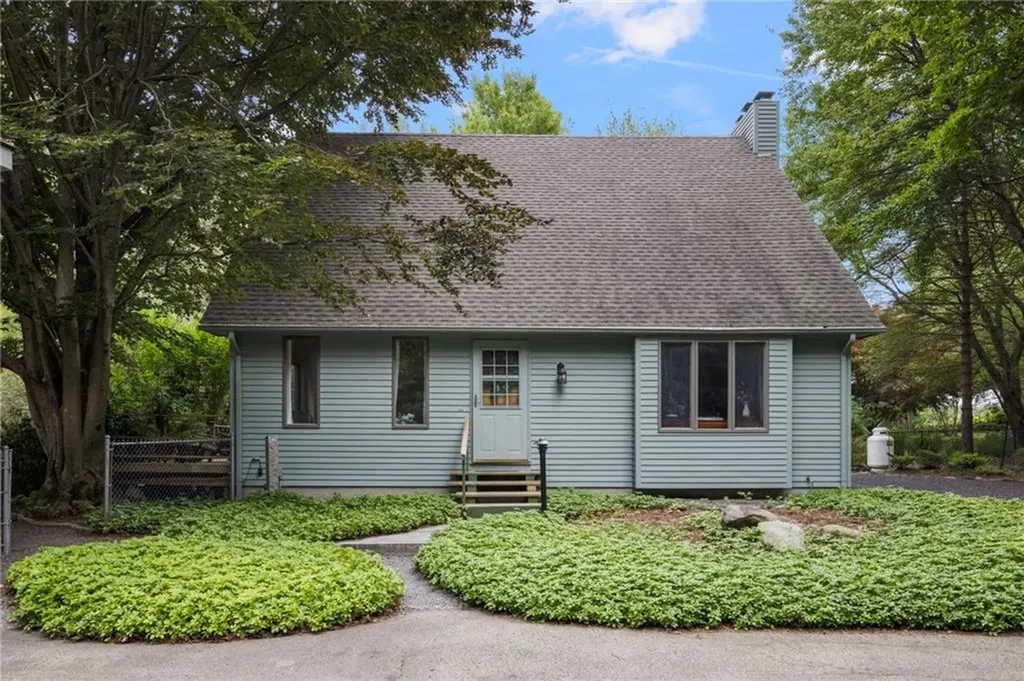 930 North Main Road Jamestown RI 02835