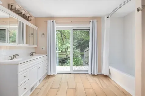 930 North Main Road Jamestown RI 02835