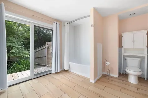 930 North Main Road Jamestown RI 02835