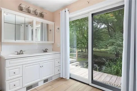 930 North Main Road Jamestown RI 02835