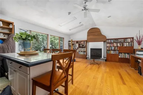 930 North Main Road Jamestown RI 02835