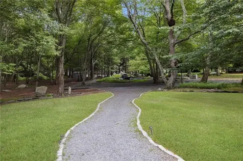 930 North Main Road Jamestown RI 02835