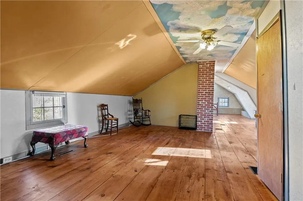 237 Commonwealth Avenue Warwick RI 02886