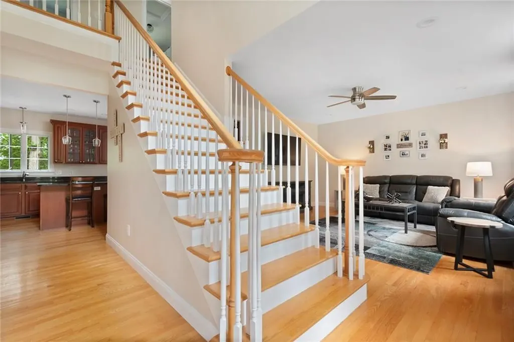 4 Morning Star Court Lincoln RI 02865