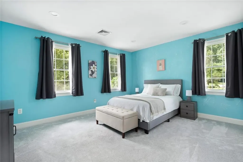 4 Morning Star Court Lincoln RI 02865