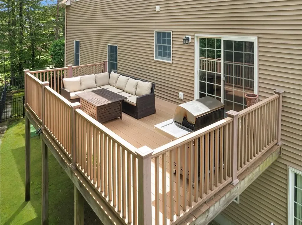 4 Morning Star Court Lincoln RI 02865