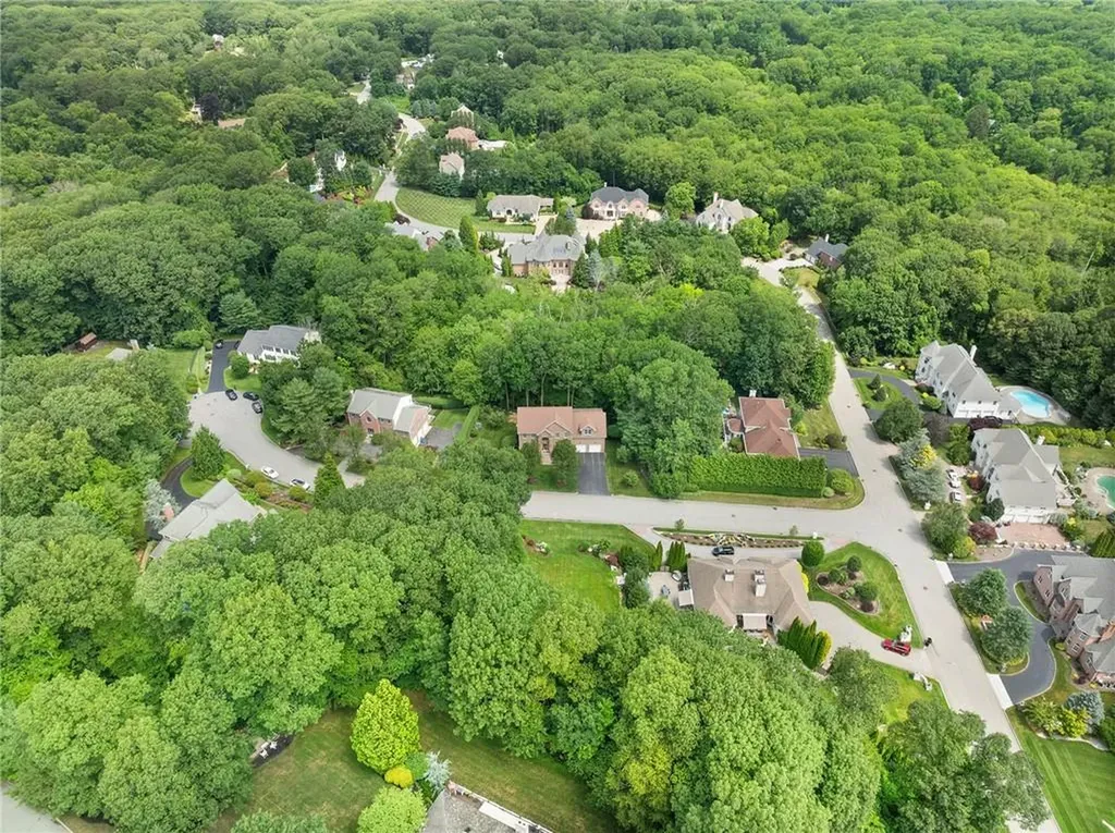 4 Morning Star Court Lincoln RI 02865