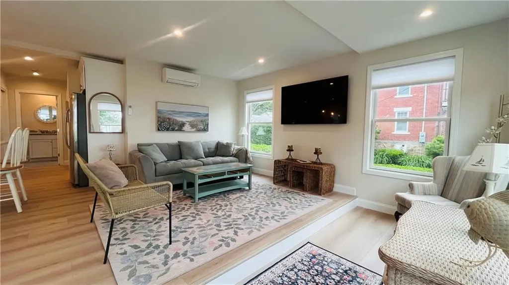 115 Wellington Avenue Newport RI 02840