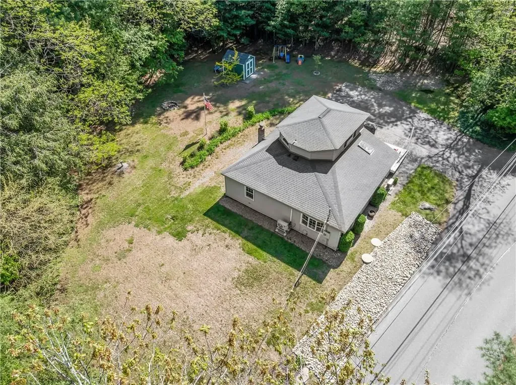 745 Eagle Peak Road Burrillville RI 02859