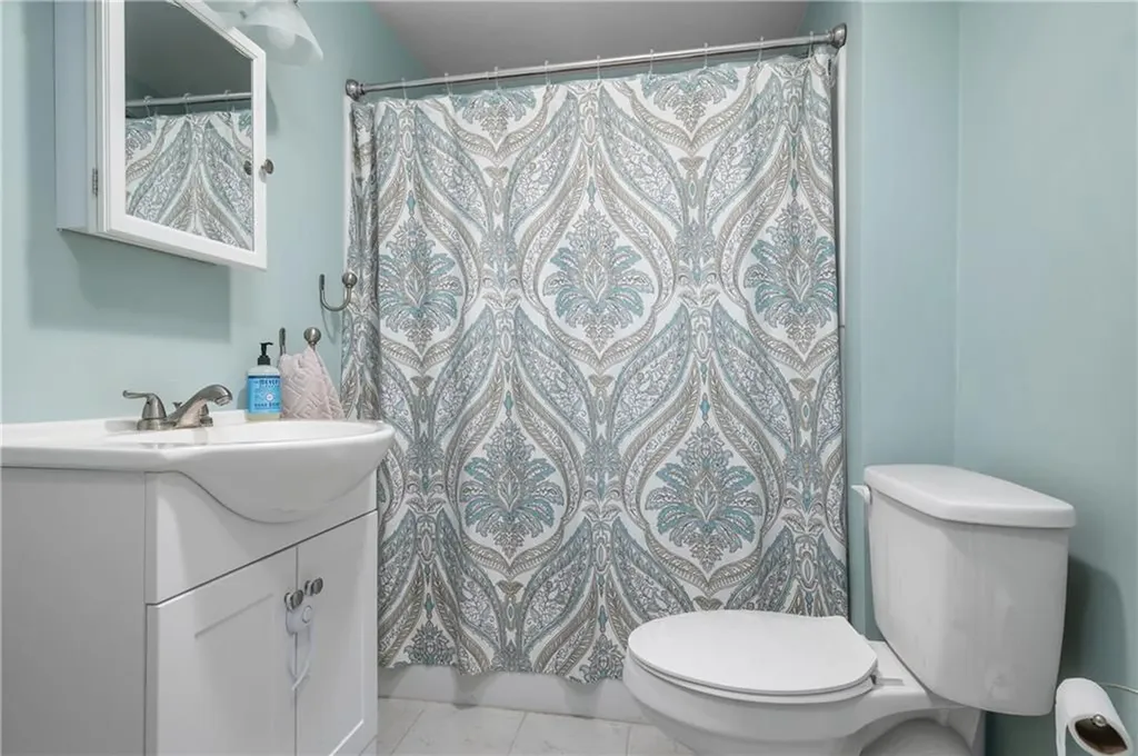 745 Eagle Peak Road Burrillville RI 02859