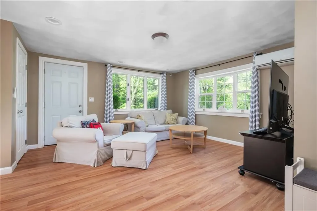 745 Eagle Peak Road Burrillville RI 02859