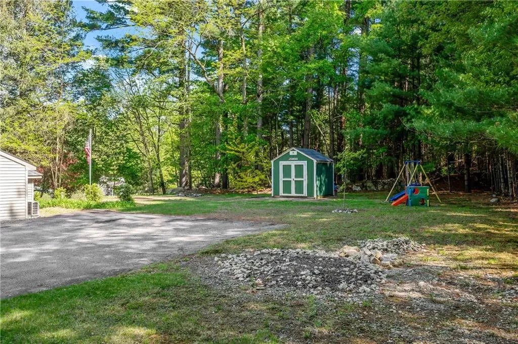 745 Eagle Peak Road Burrillville RI 02859