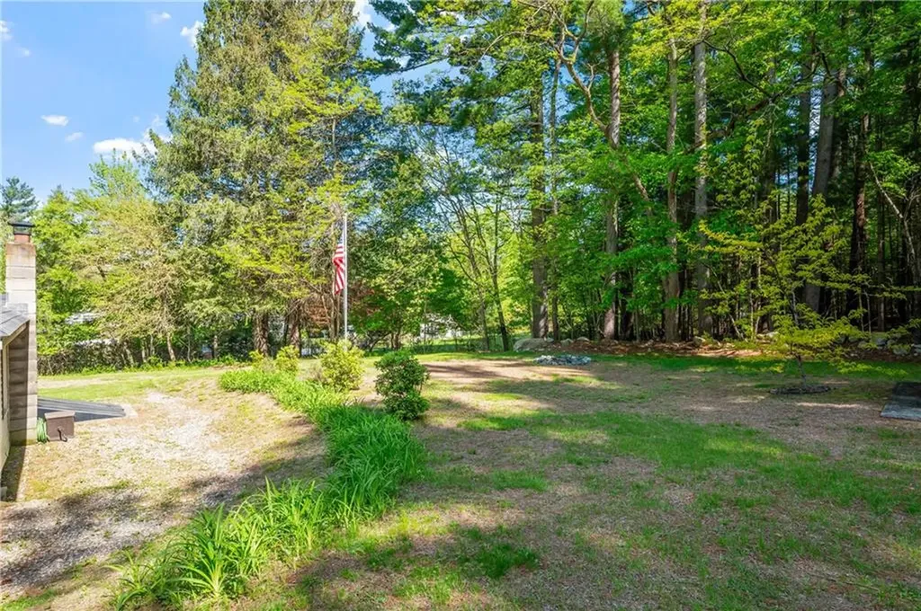 745 Eagle Peak Road Burrillville RI 02859