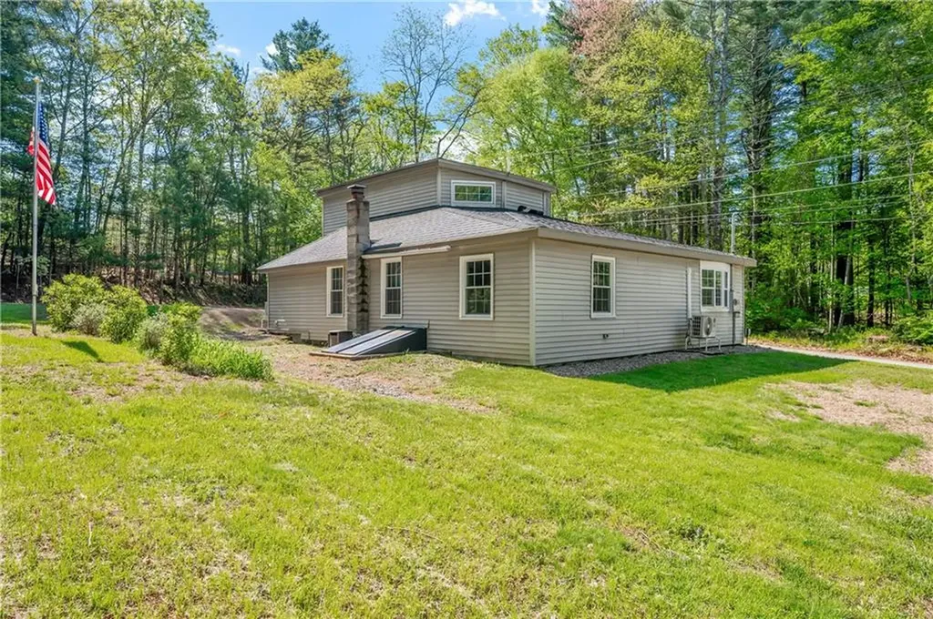 745 Eagle Peak Road Burrillville RI 02859