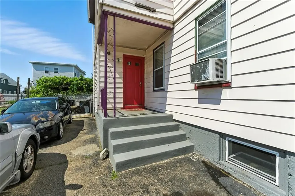 118 John Street Pawtucket RI 02861