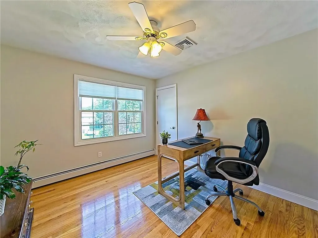 15 Lilac Circle Cranston RI 02920